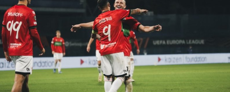 N.E.C. boekt eerste Europa League zege op Dinamo Zagreb