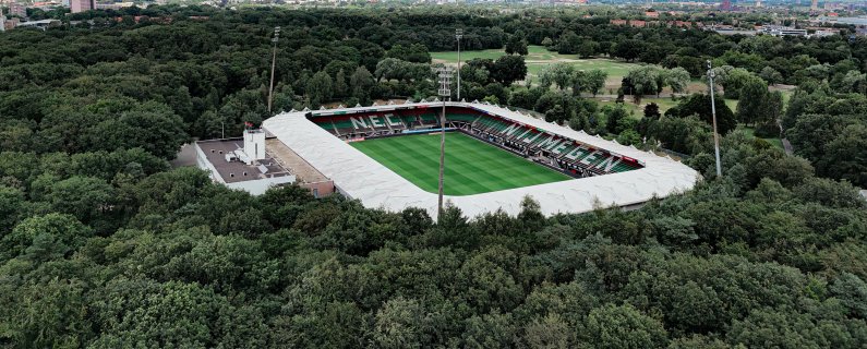 Jaarverslag 2024-2025 – “Stabiele basis gelegd, N.E.C. werkt toe naar zwarte cijfers”