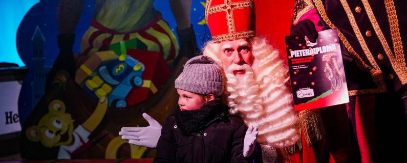 250 kinderen bezochten N.E.C. Sinterklaasactiviteit 